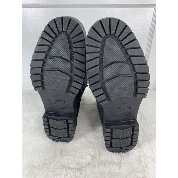 Time & Tru Womens Black Faux Suede chelsea Ankle Boots Size 10 With Side Zipper - Picture 8 of 9